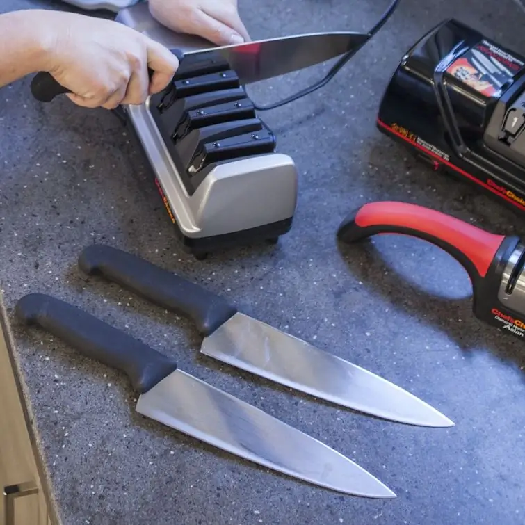 how to sharpen a kitchen knife