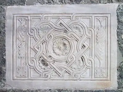 bas-relief ay