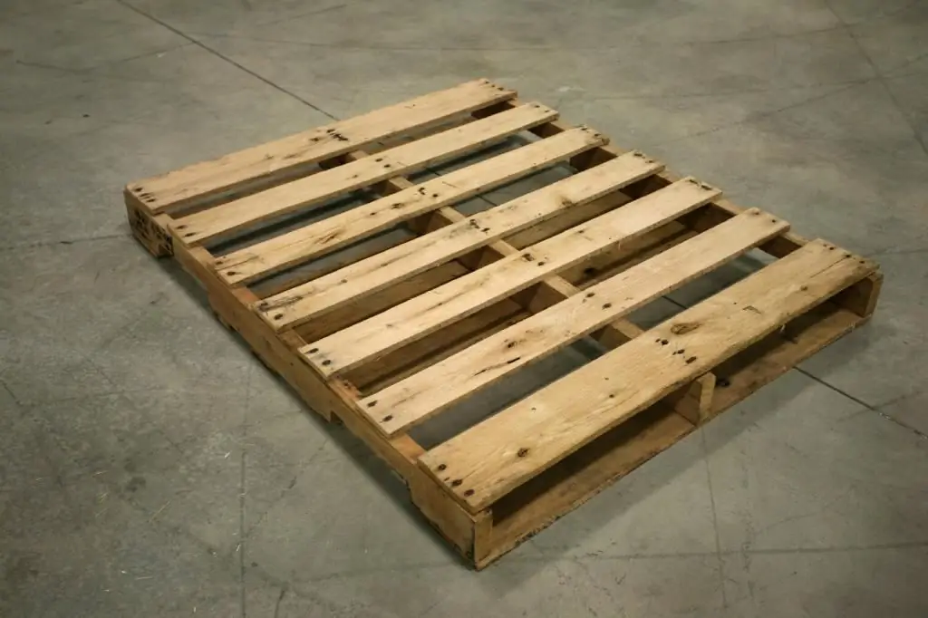 Pallet van planke