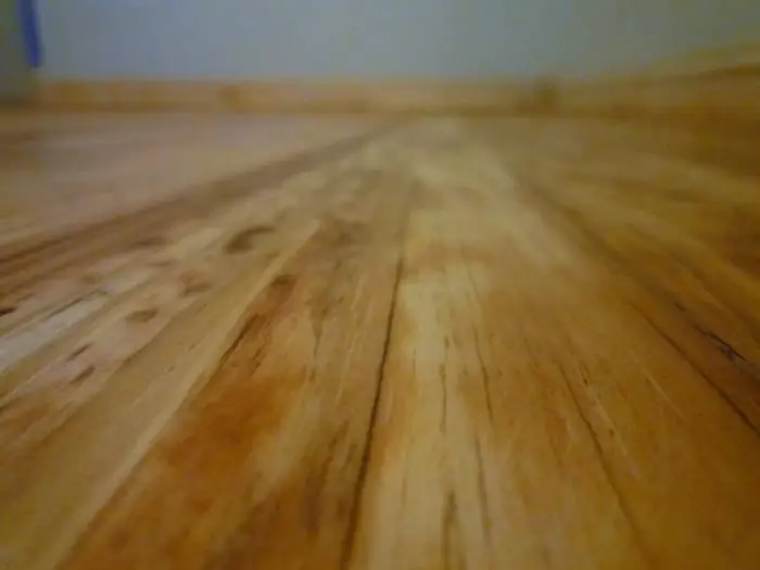 wood floor varnish