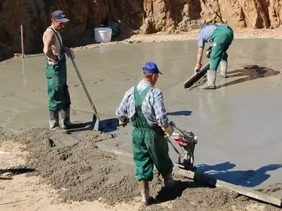 laying lean concrete